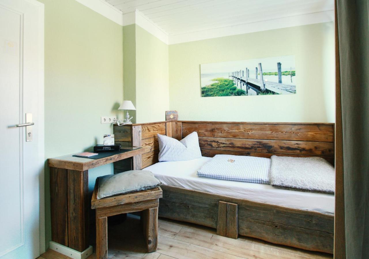 Small Single Room photo 1