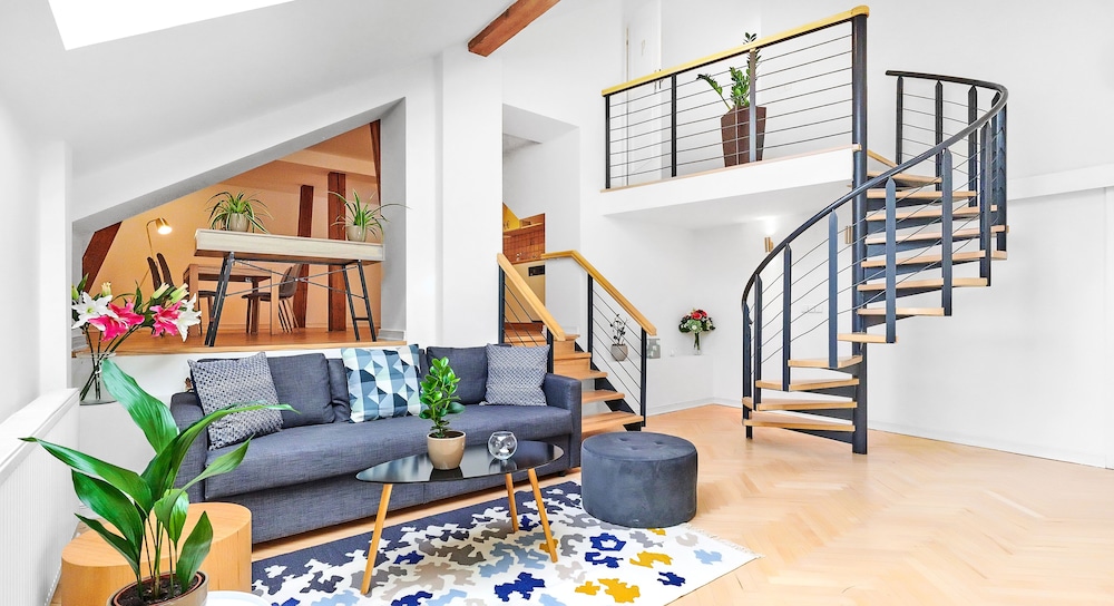 Superior Loft