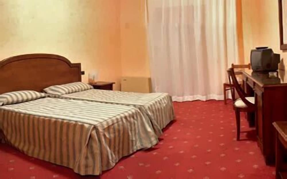 Dreibettzimmer