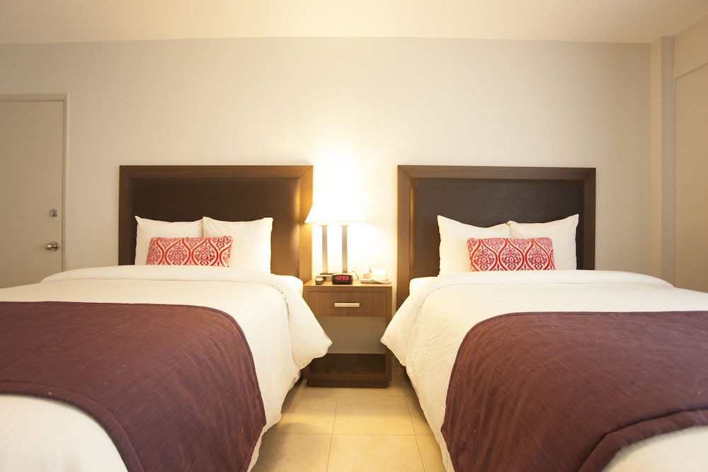 Standard Double Room, Accessible - Photo 1