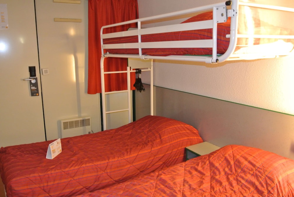 Standard Room, 1 Double Bed - Photo 3