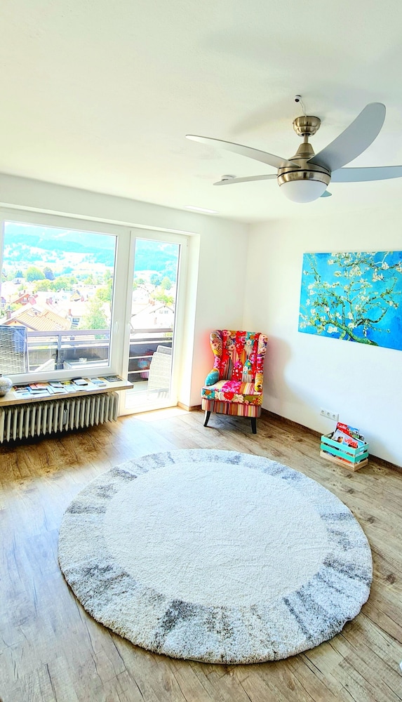 Luxury Apartment, 1 Bedroom, Balcony, Mountain View photo 2