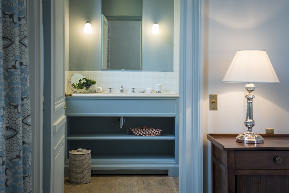 Family Room, 2 bedrooms (Guillaume and Charlotte) photo 2