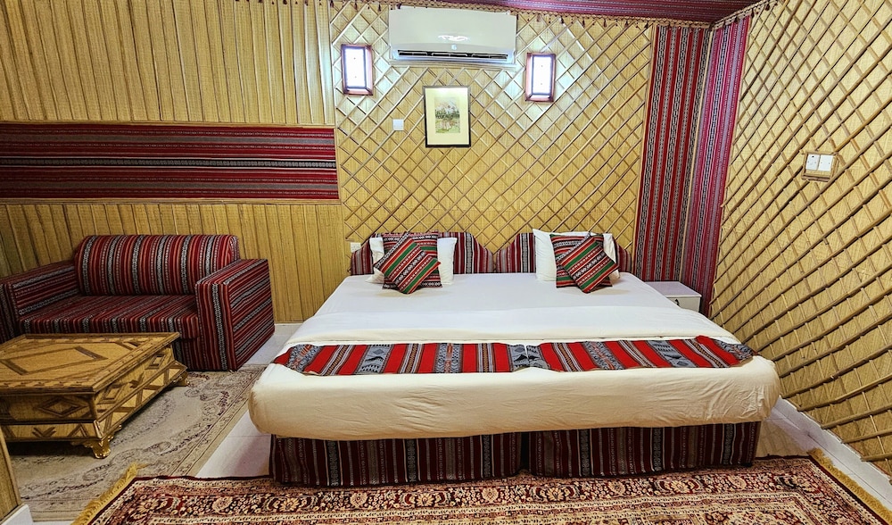 Deluxe Room - Photo 4