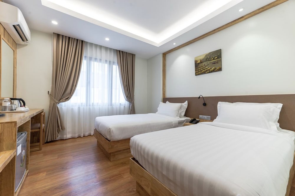 Superior Twin Room, 2 Twin Beds photo 1