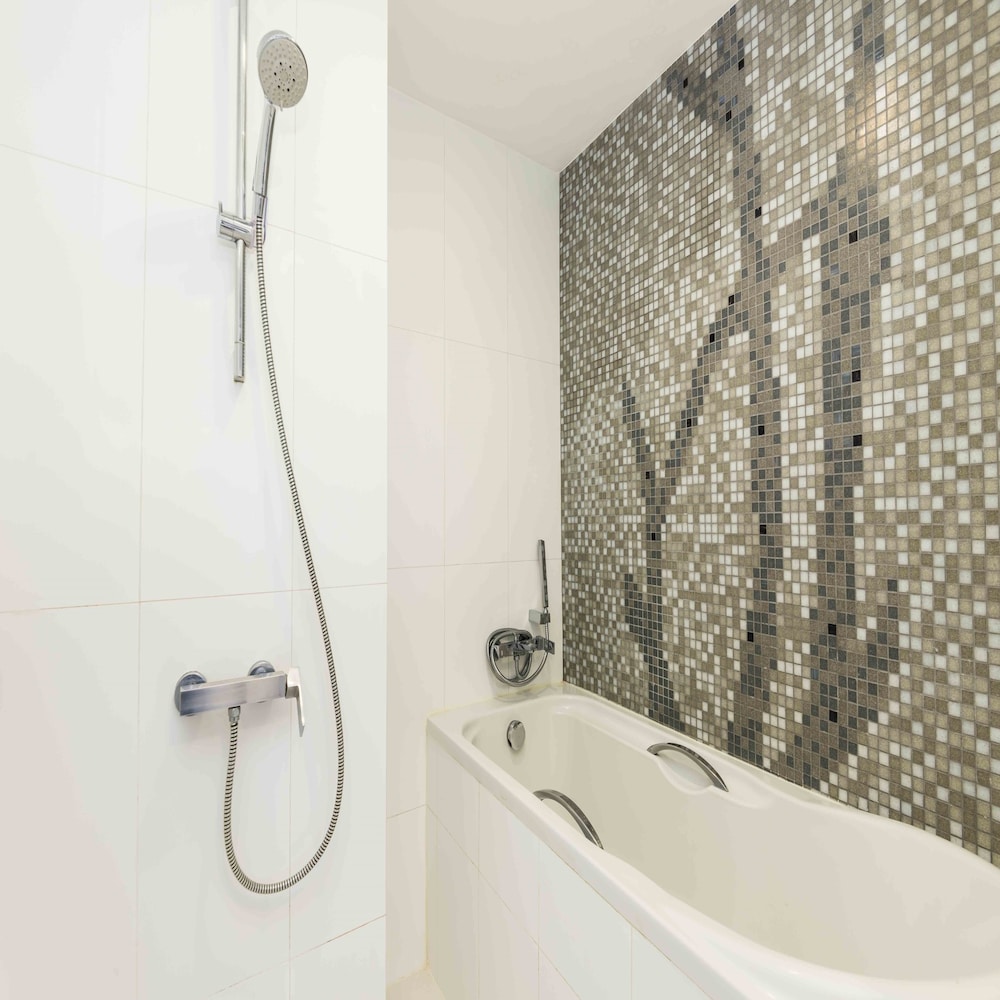 Two Bedroom Suite photo 2