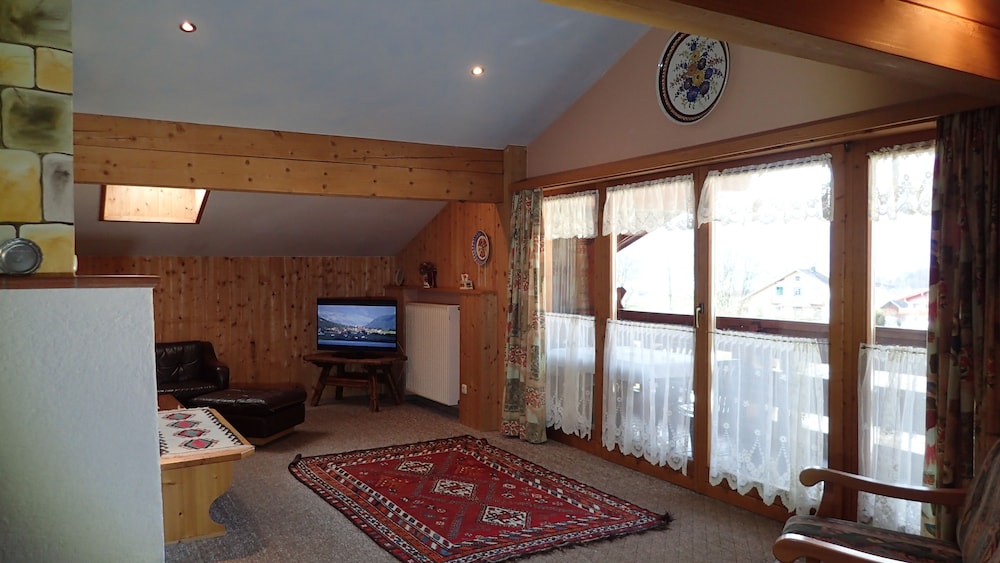 Apartment (Large) photo 2