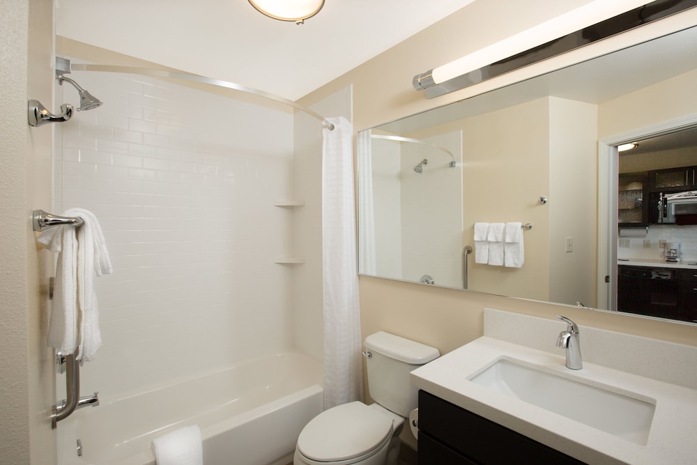 Studio Suite, 2 Queen Beds - Photo 8