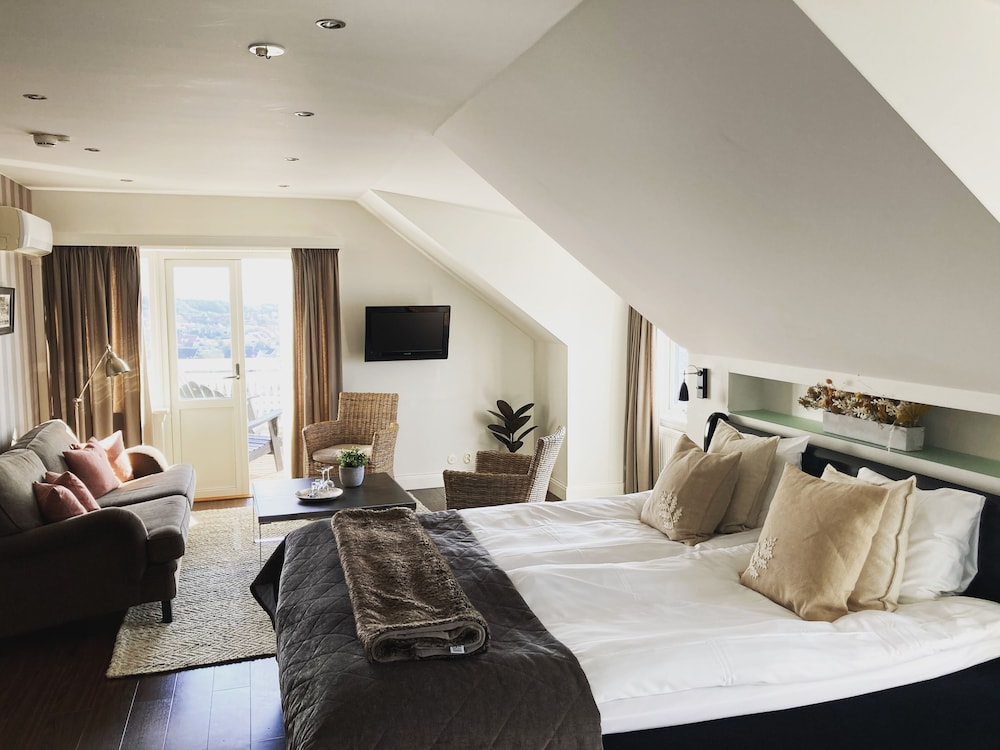 Suite, Ocean View
