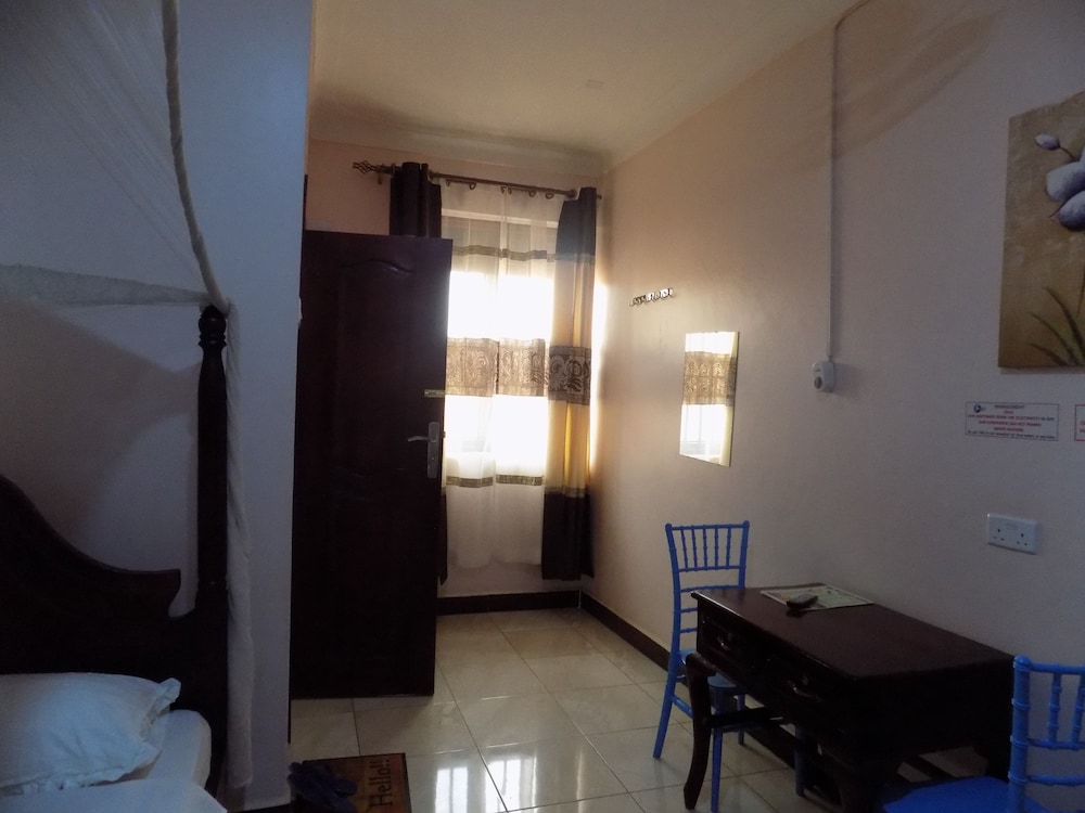 Twin Room photo 2