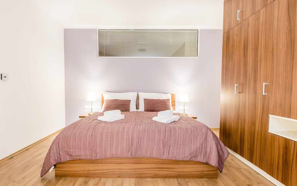 Comfort Apartment photo 2