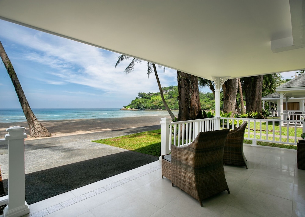 Beachfront Cottage - Photo 9