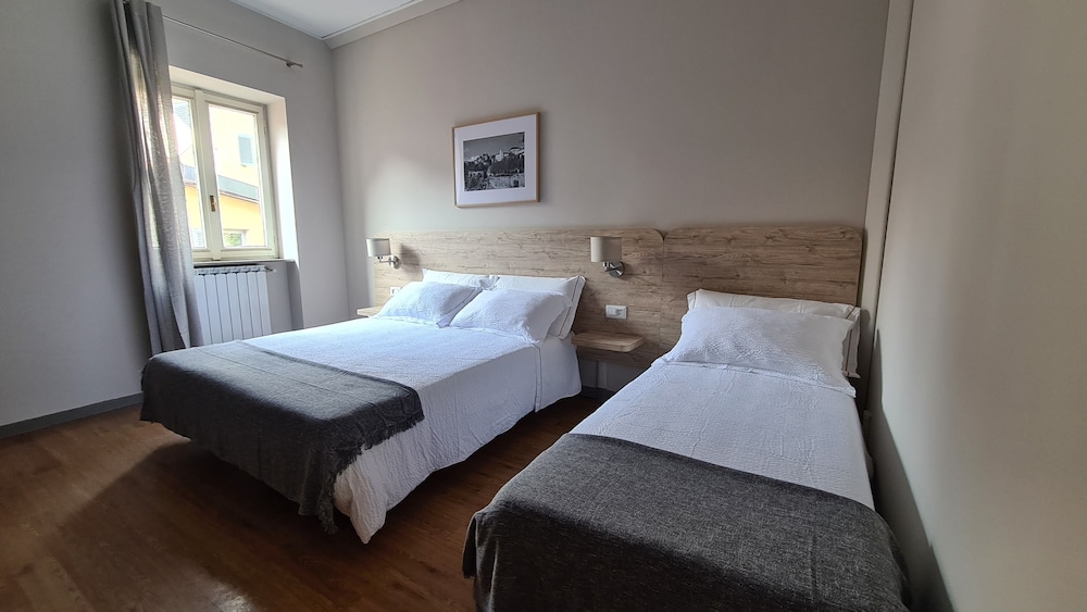 Superior Triple Room - Photo 4