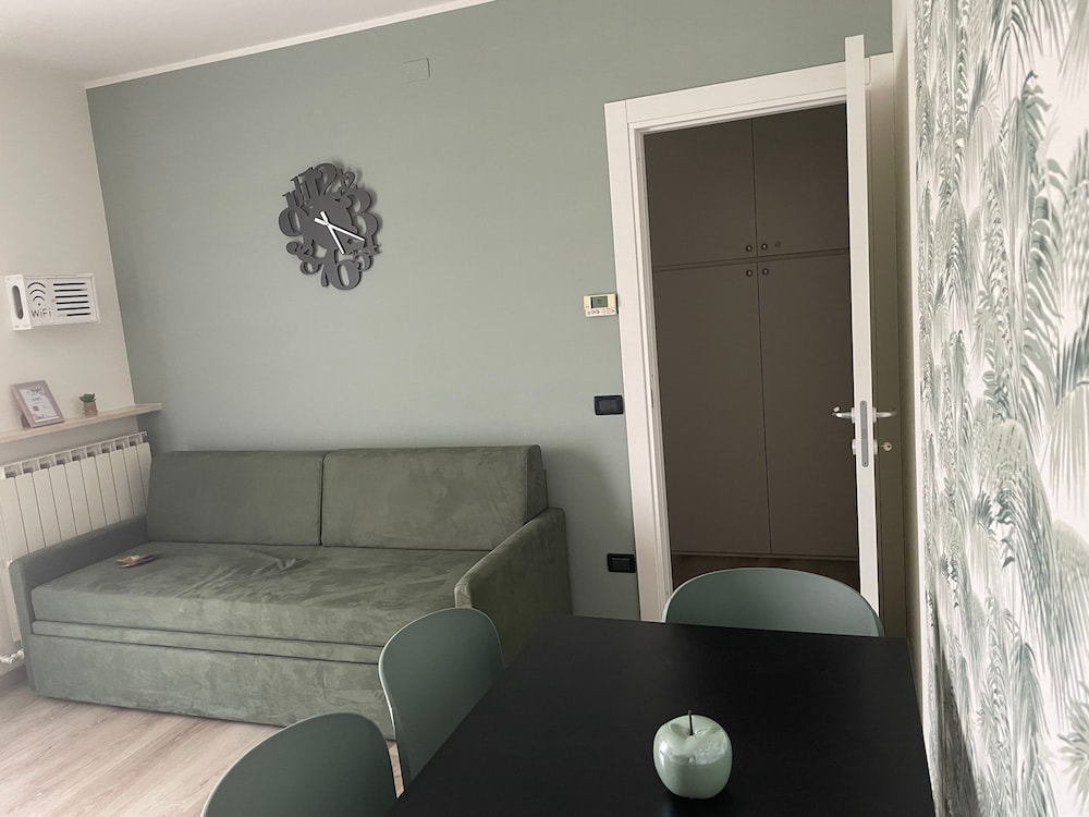 Apartment photo 3