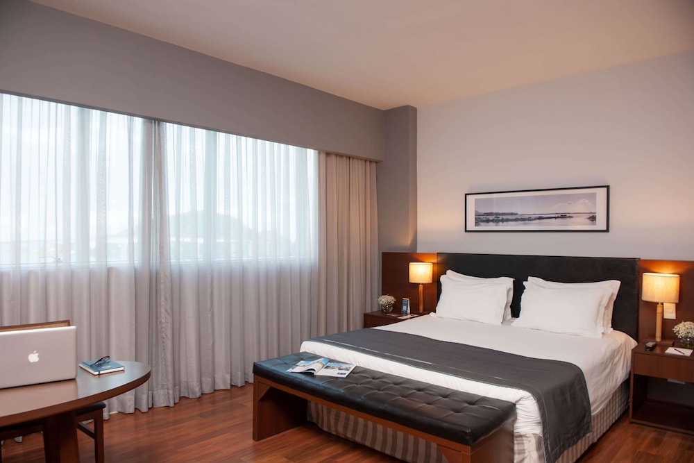 Deluxe Room, 1 Queen Bed - Photo 9
