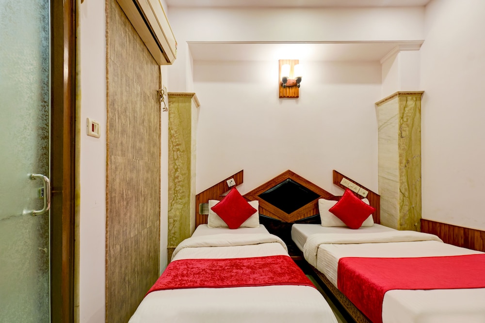 Superior Double or Twin Room photo 2