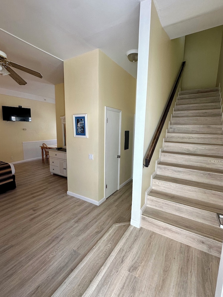 Townhome, 2 Bedrooms