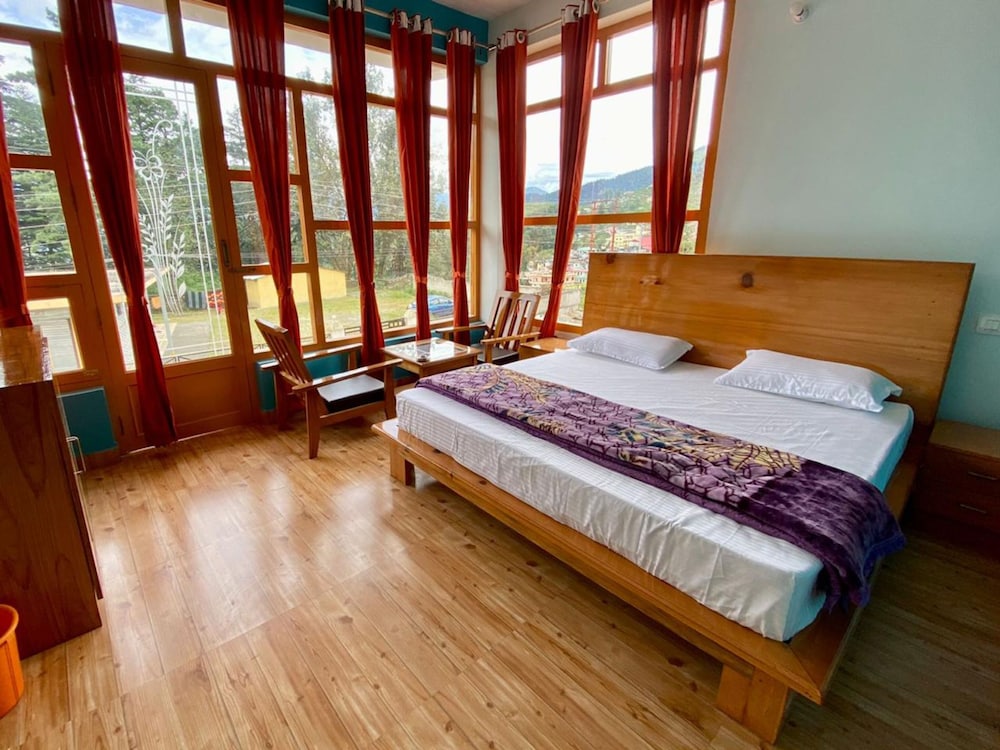 Deluxe Double Room photo 3