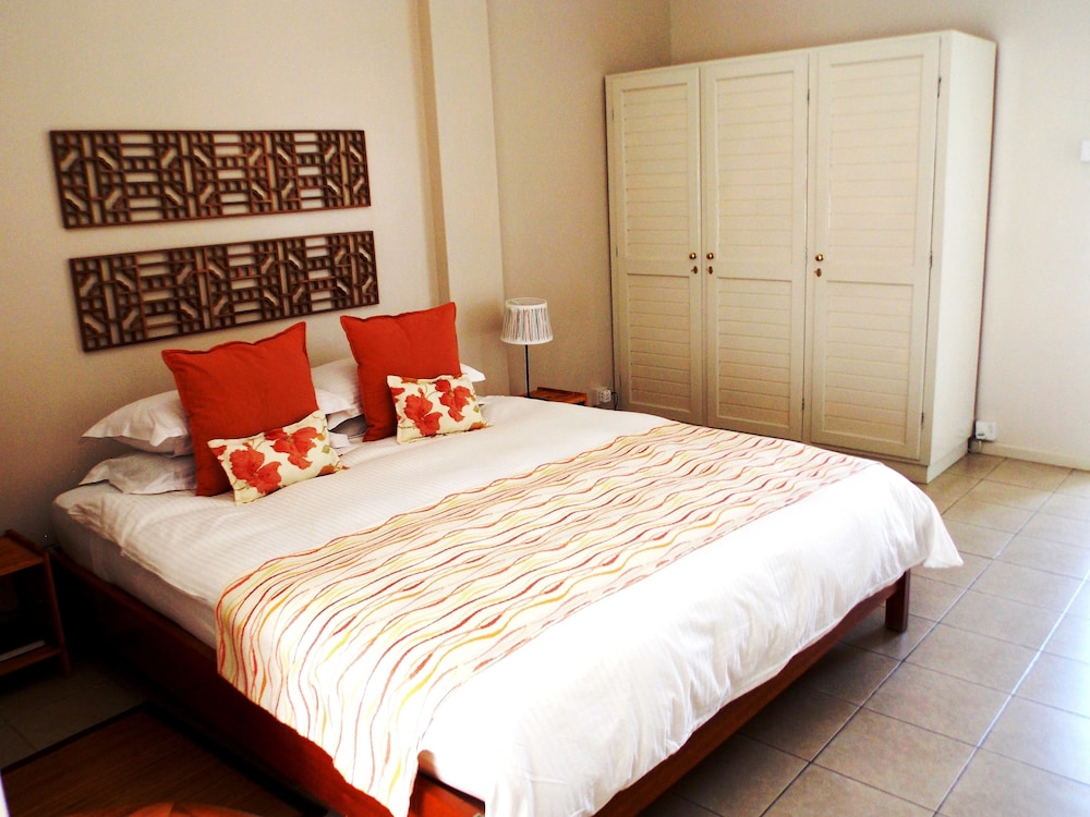 Standard Double Or Twin Room, Pool View photo 3