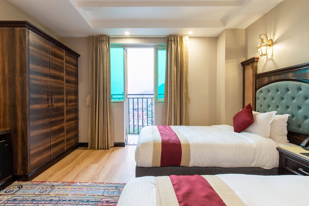 Deluxe Room - Photo 4