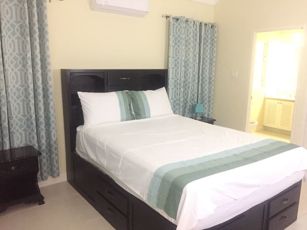 Exclusive Villa, 3 Bedrooms, 2 Bathrooms, Mountain View