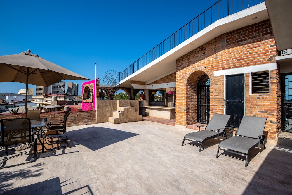 Premium Loft, 2 Bedrooms, Non Smoking, Mountain View photo 3