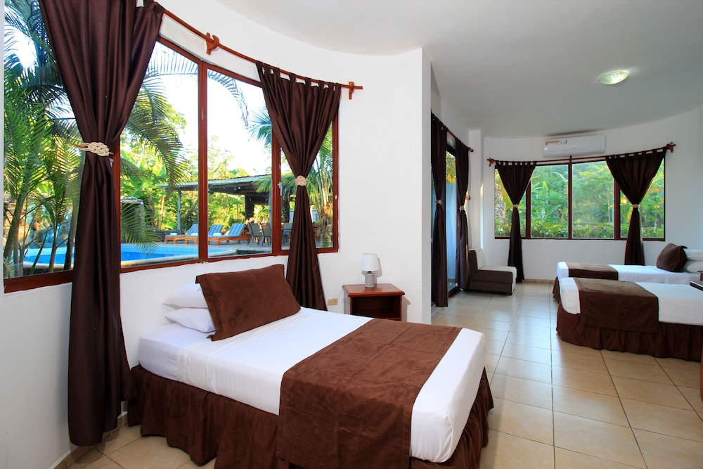 Superior Triple Room photo 1