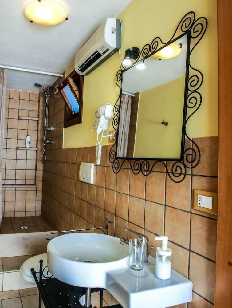 Villa photo 2