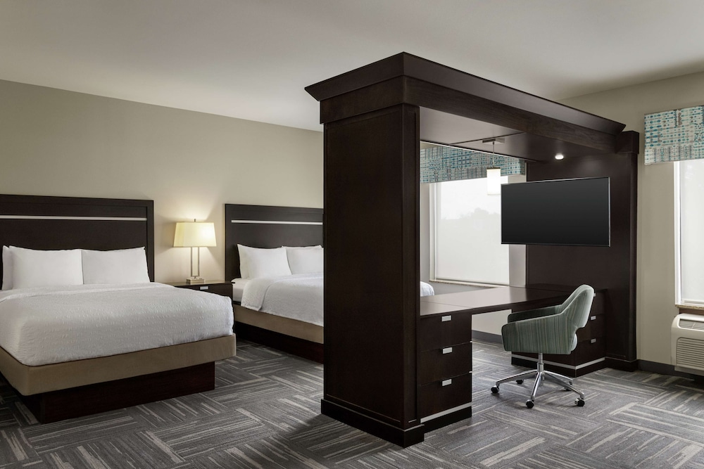 Suite, 2 Queen Beds, Non Smoking - Photo 4