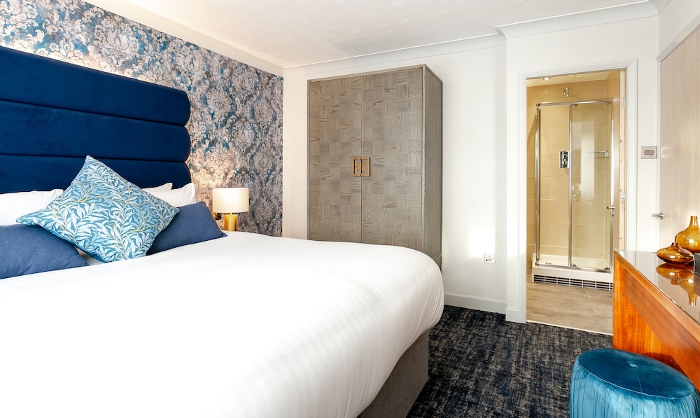 Suite, 1 Double Bed, Non Smoking - Photo 2