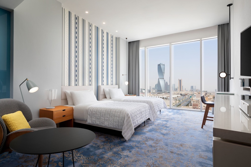 Club Room, 2 Twin Beds - Photo 4