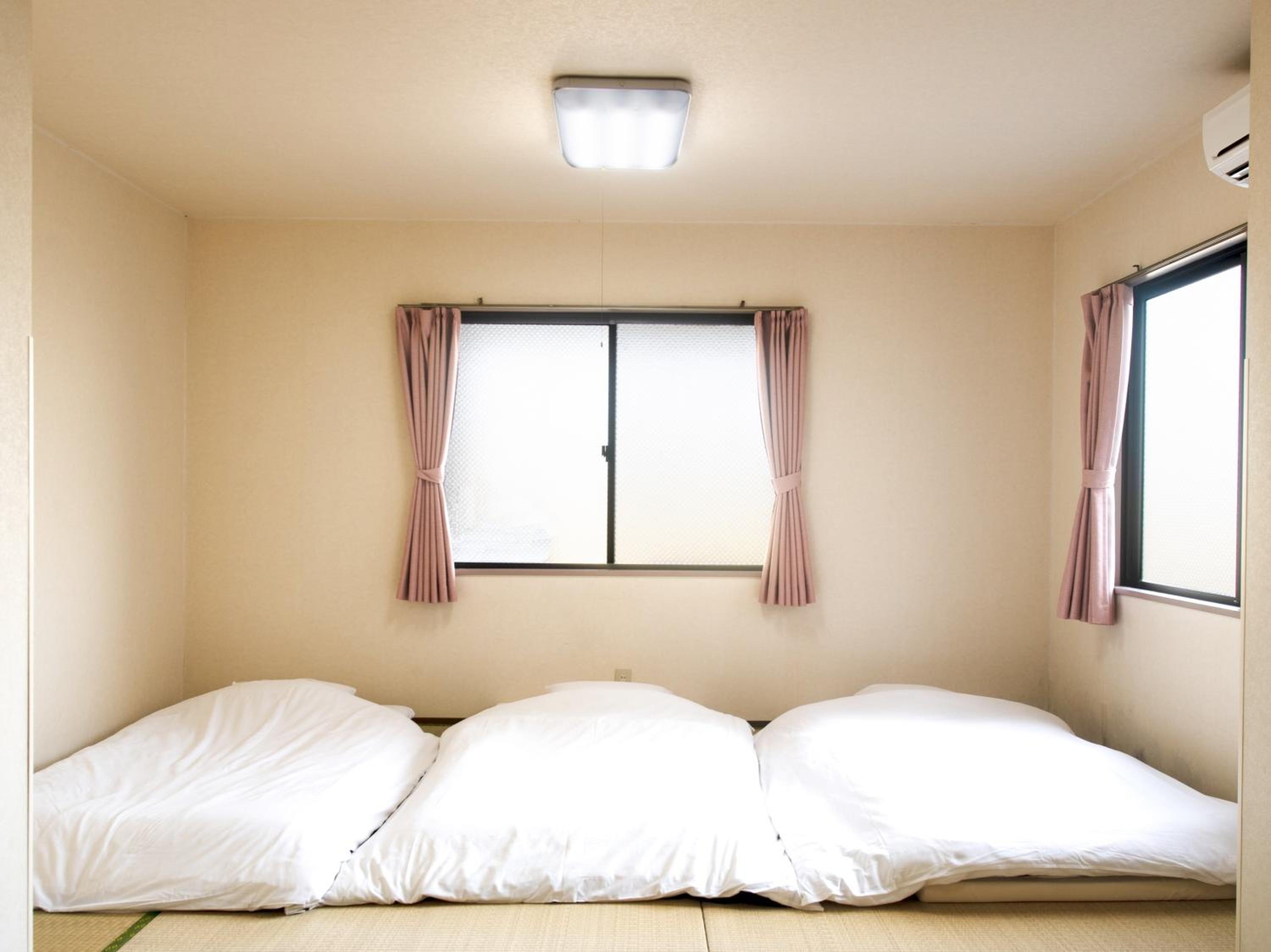 Japanese-Style Room