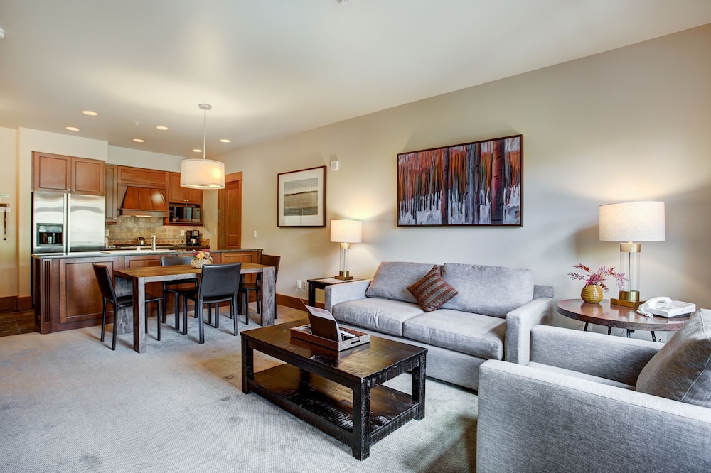Condo, 1 Bedroom photo 3