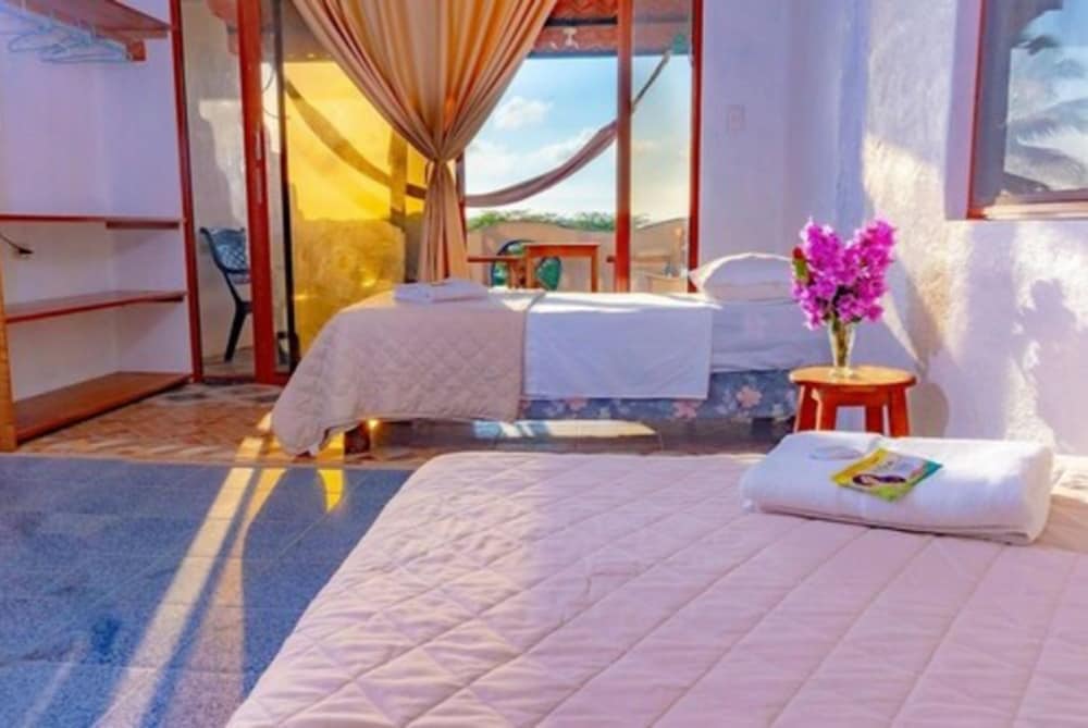 Standard Twin Room, Ocean View photo 1