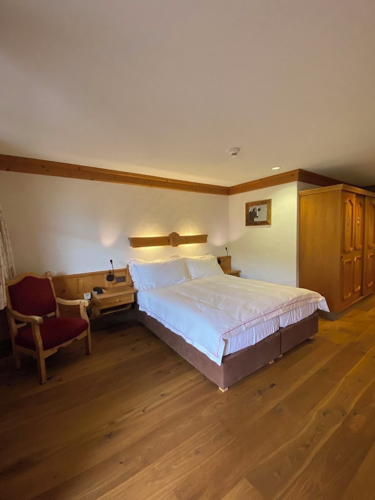 Comfort Double Room with Balcony - Photo 2