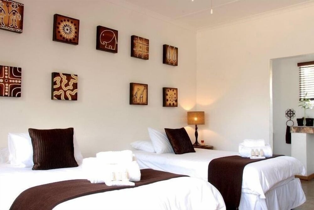 Standard Room, 2 Twin Beds photo 1