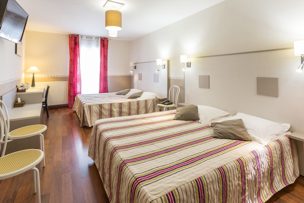 Superior Quadruple Room photo 1