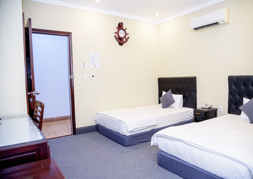 Standard Twin Room photo 3