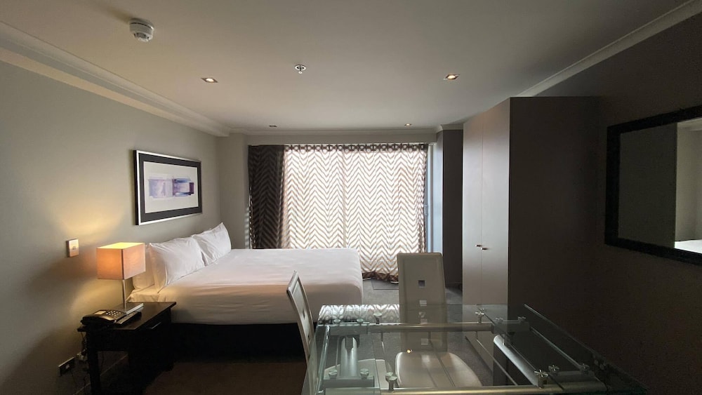 Studio Apartment photo 1
