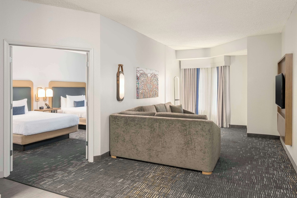 Suite, 2 Queen Beds, Accessible, Non Smoking (Hearing) - Photo 5