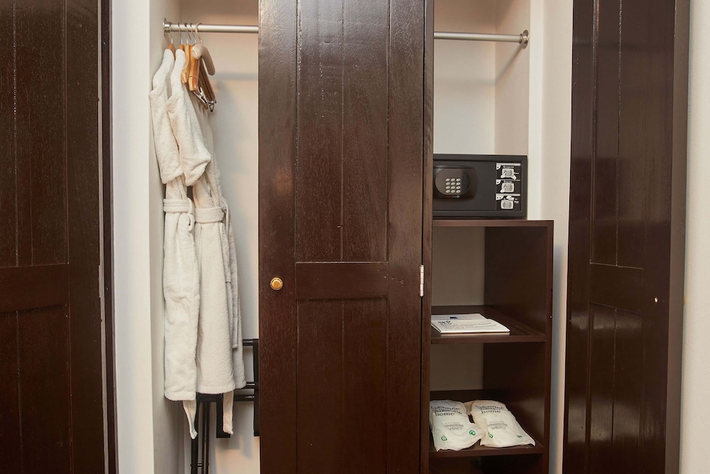 Superior Twin Room - Photo 5