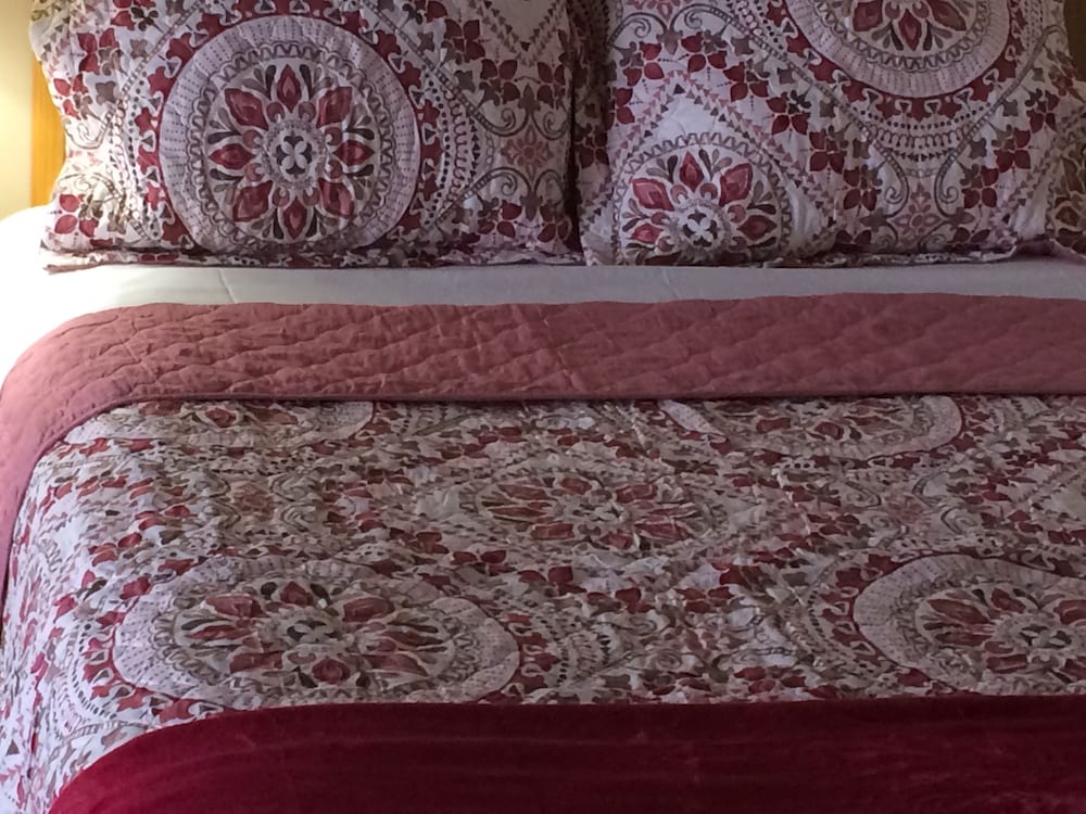 Standard Room, 1 Queen Bed, Non Smoking