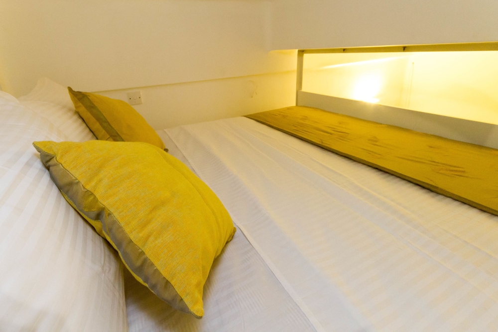 Standard Triple Room, 1 Bedroom photo 3