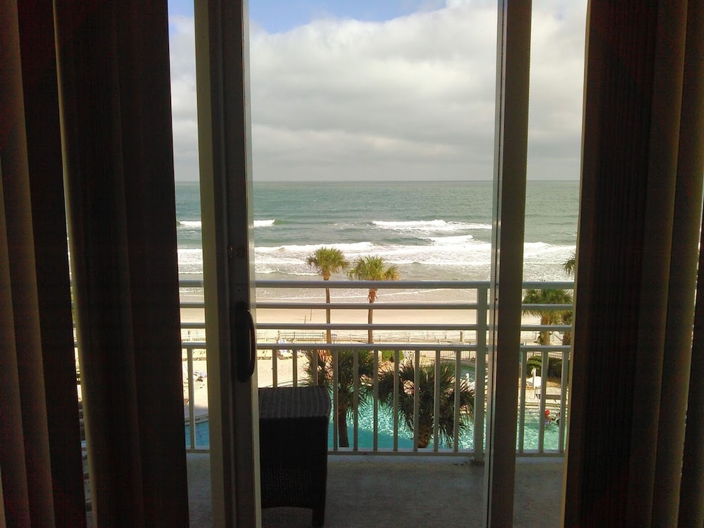 Condo, 1 Bedroom, Balcony, Oceanfront (508)