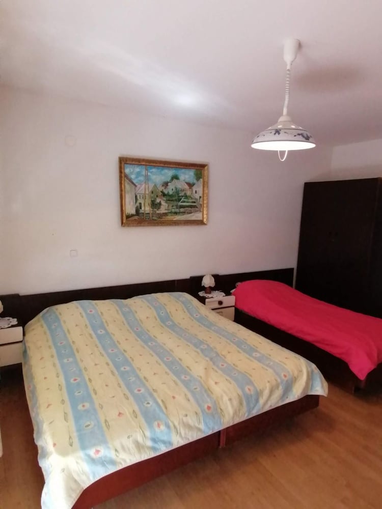 Apartment (Olgi - free parking - A4(5))
