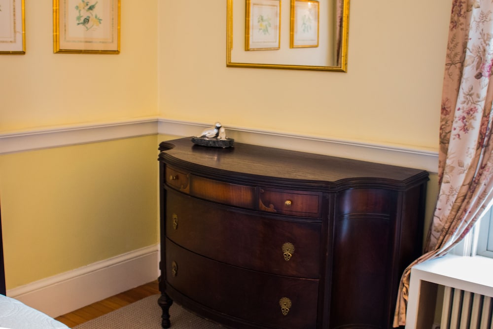 Chart Room Suite photo 2