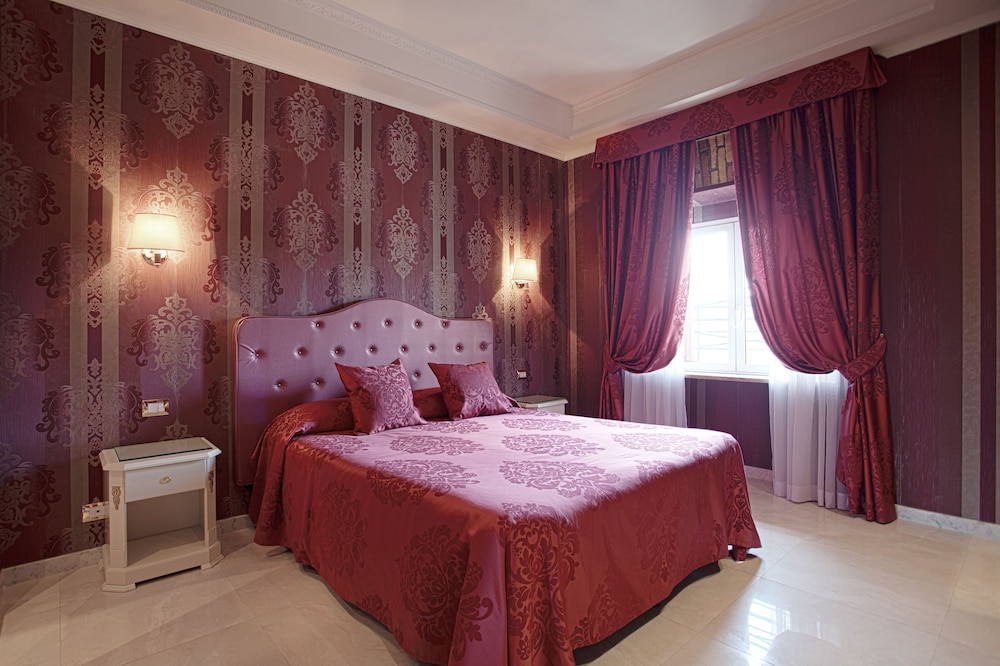 Superior Double or Twin Room photo 2