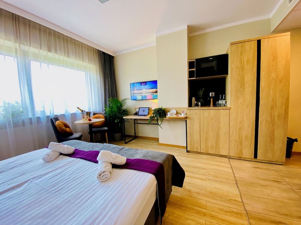 Double Room - Photo 1