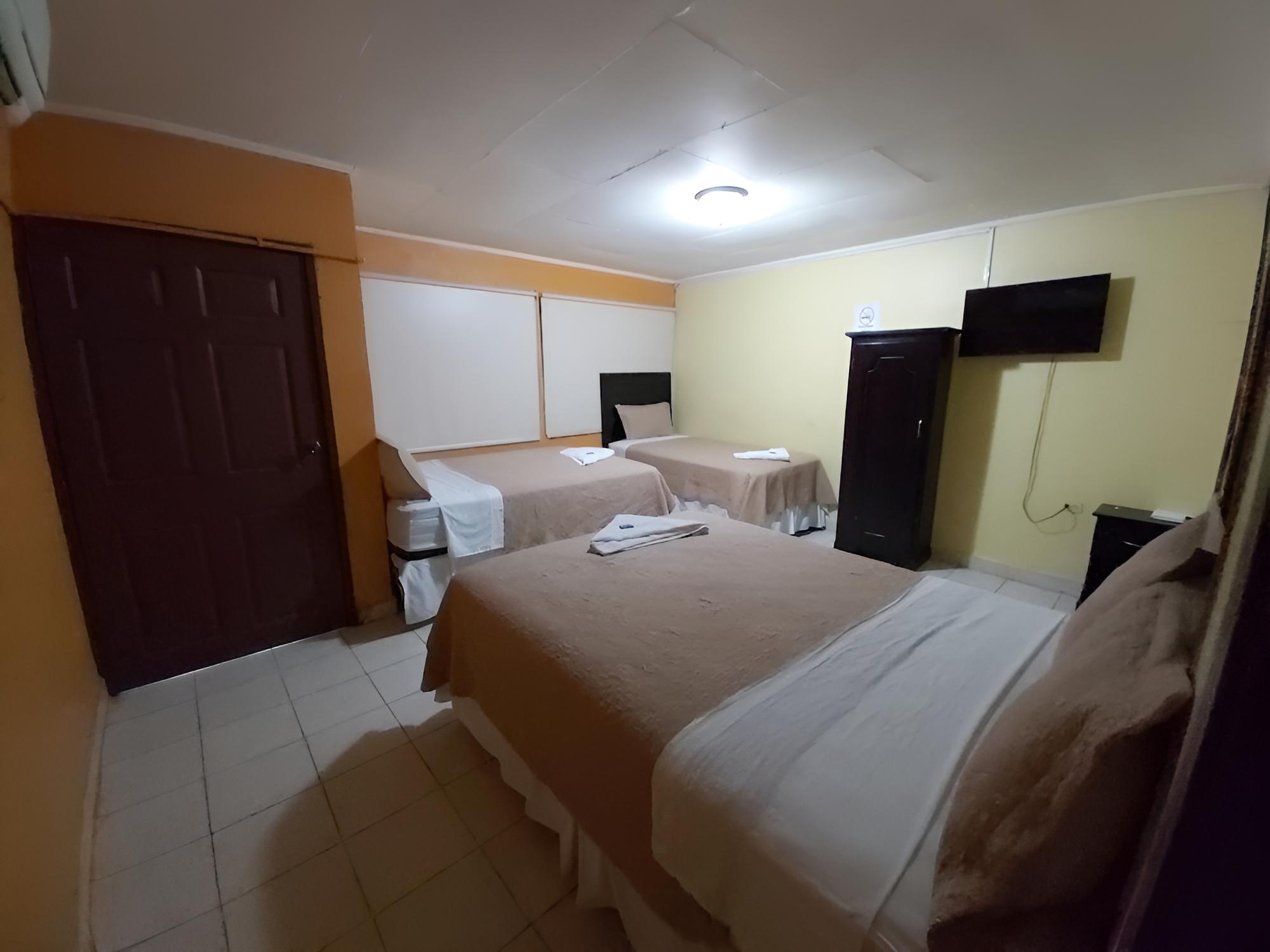 Triple Room photo 2