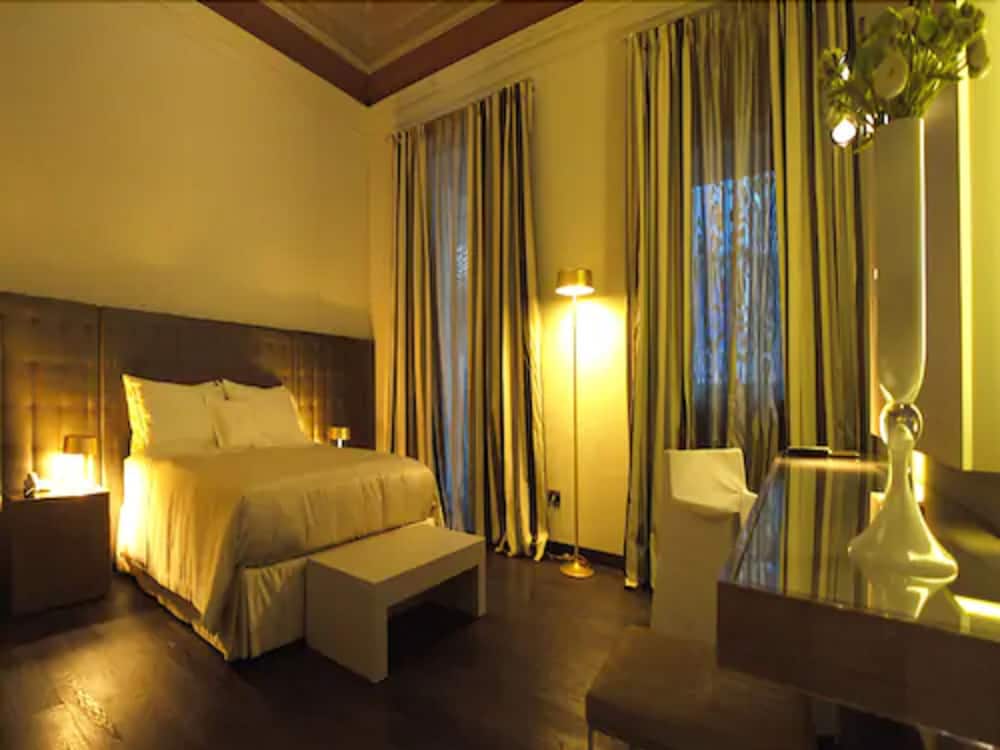 Deluxe Double Room - Photo 7